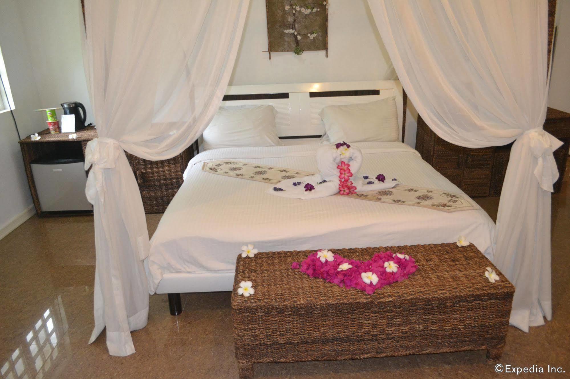 Alfheim Resort Île de Mactan Extérieur photo