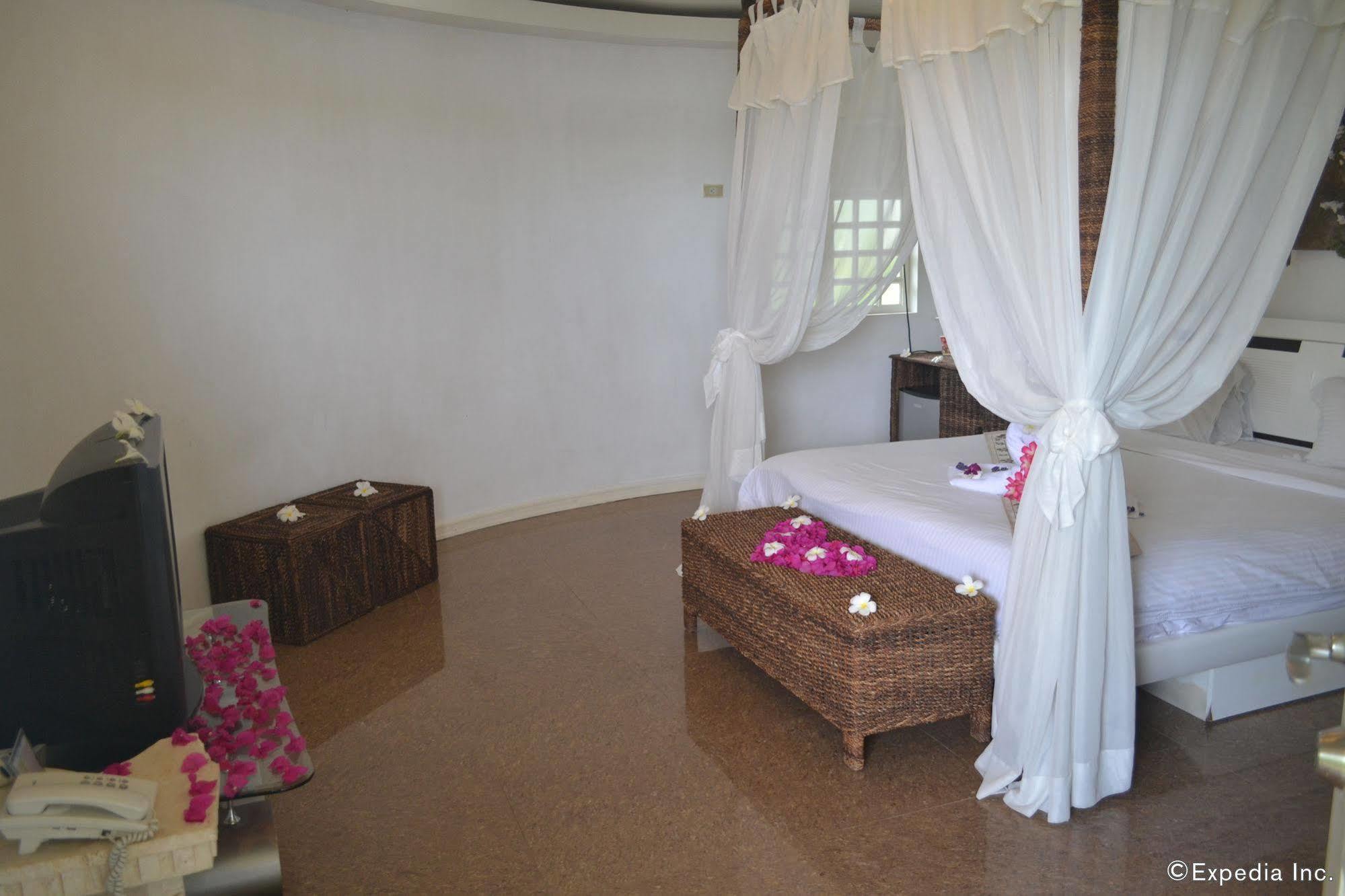 Alfheim Resort Île de Mactan Extérieur photo